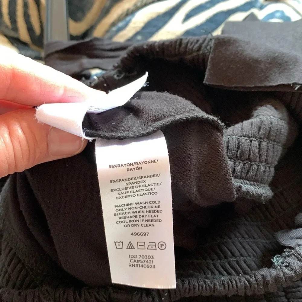 Loft Black Wide-Leg Jumpsuit, size Medium, pre-owned - Picture 4 of 5